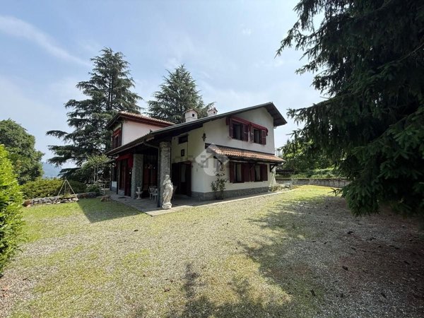 casa indipendente in vendita a Torre Canavese