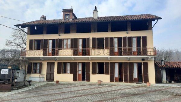casa indipendente in vendita a Torre Canavese