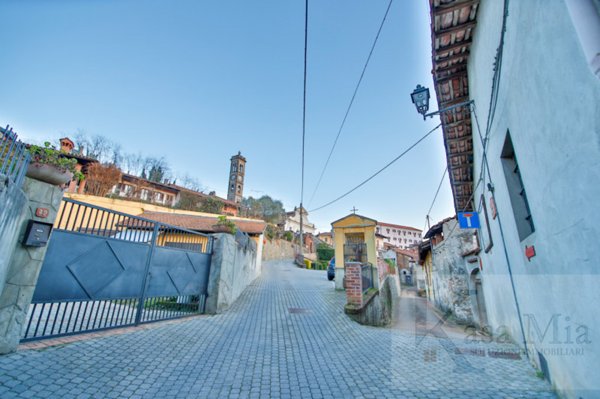 casa indipendente in vendita a Torre Canavese