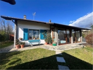 casa indipendente in vendita a Torre Canavese