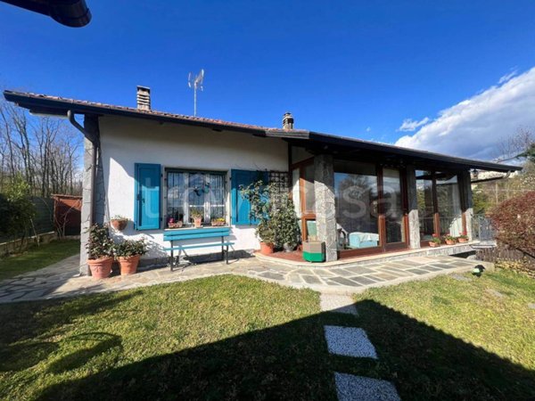 casa indipendente in vendita a Torre Canavese