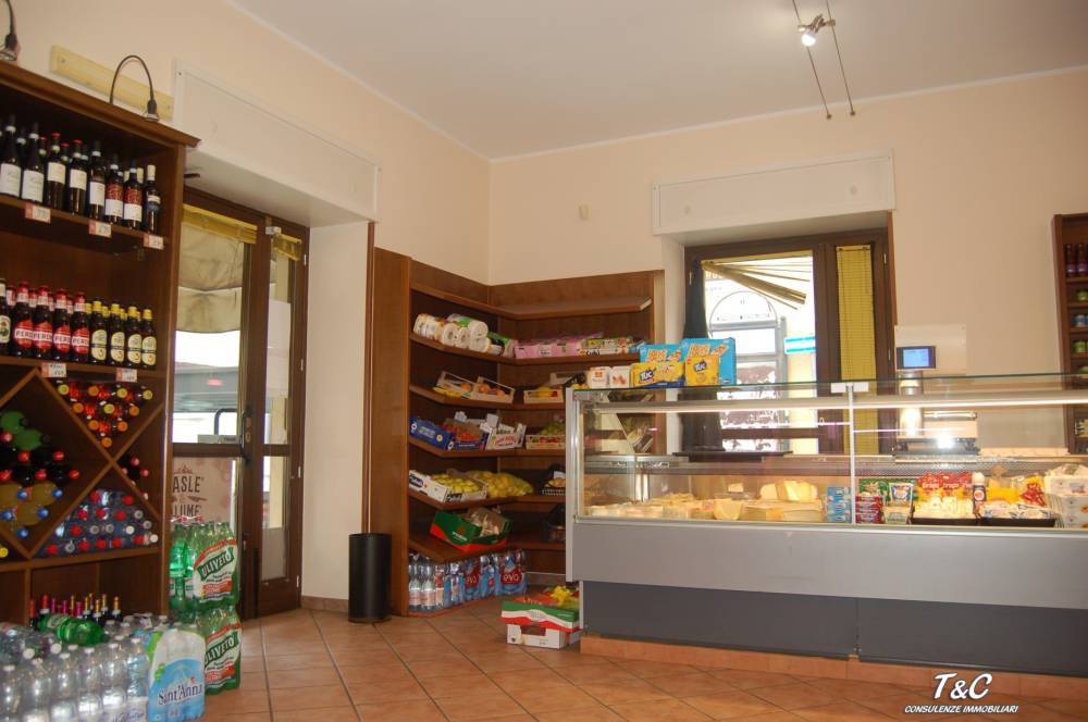 negozio in vendita a Torre Pellice