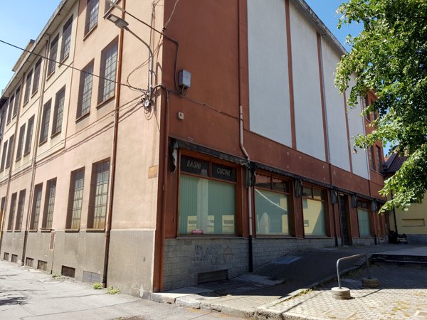 locale commerciale in vendita a Torre Pellice