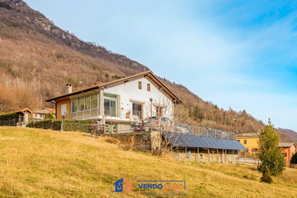 casa indipendente in vendita a Torre Pellice