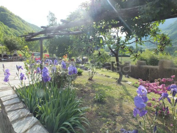 casa indipendente in vendita a Torre Pellice