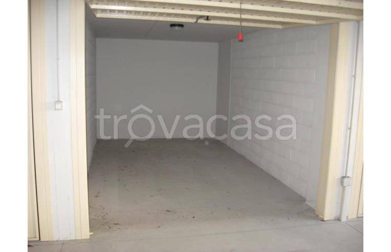 locale di sgombero in vendita a Torre Pellice