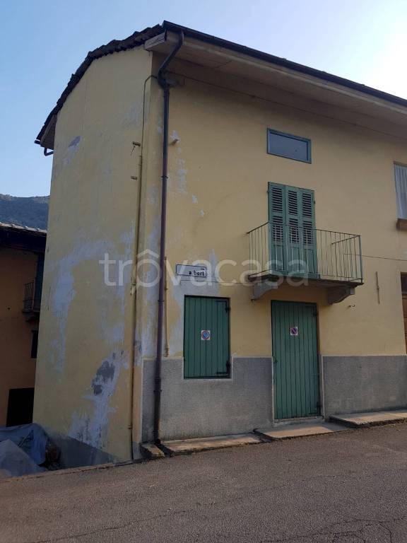 casa indipendente in vendita a Torre Pellice