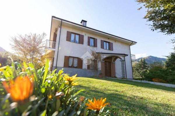 casa indipendente in vendita a Torre Pellice
