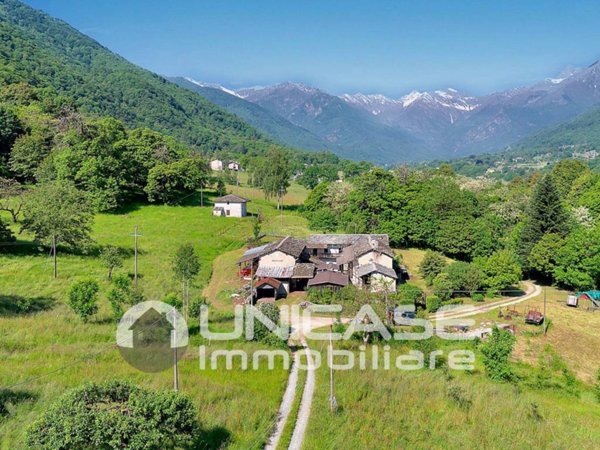casa indipendente in vendita a Torre Pellice