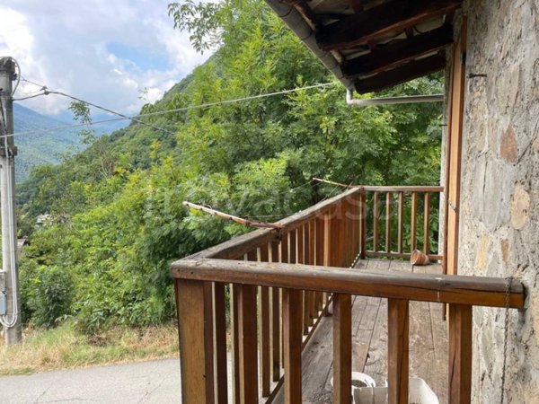 casa indipendente in vendita a Torre Pellice