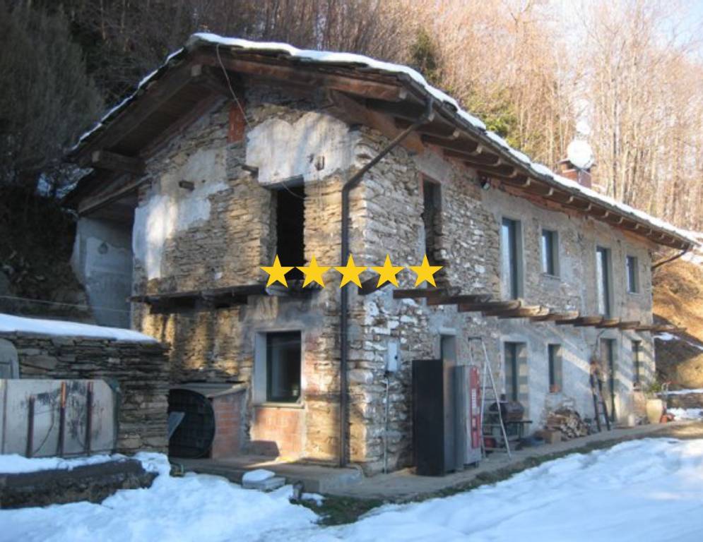 casa indipendente in vendita a Torre Pellice