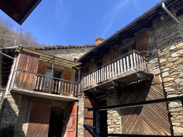 casa indipendente in vendita a Torre Pellice