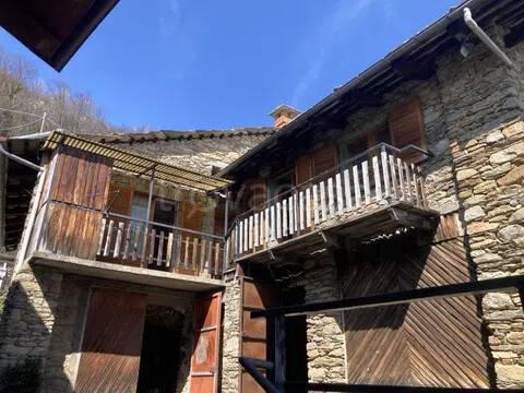 casa indipendente in vendita a Torre Pellice