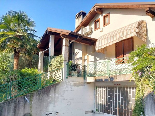 casa indipendente in vendita a Torre Pellice