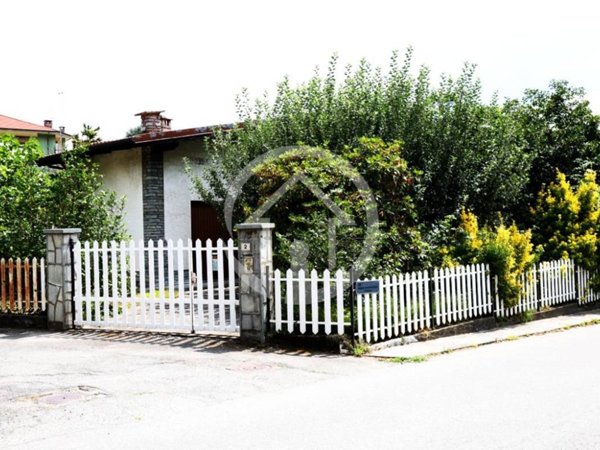 casa indipendente in vendita a Torre Pellice