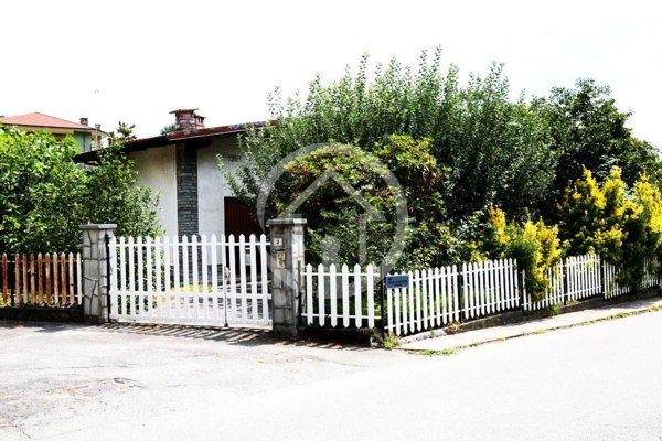 casa indipendente in vendita a Torre Pellice