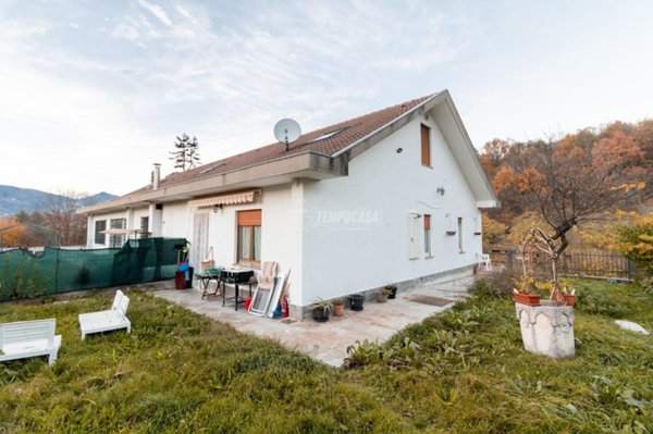 casa indipendente in vendita a Trana