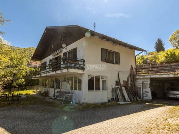 casa indipendente in vendita a Trana