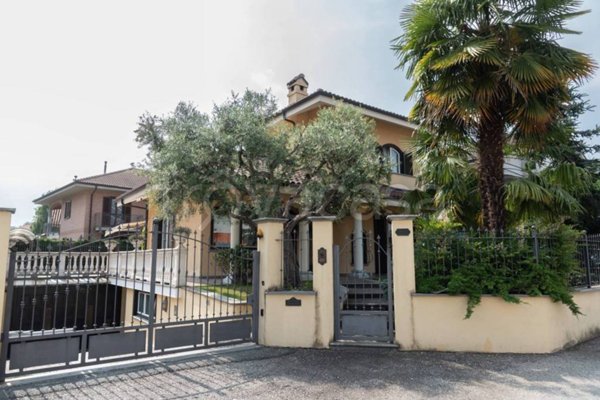 casa indipendente in vendita a Trana