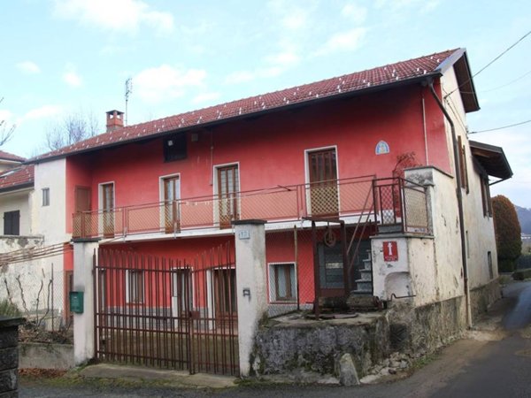 casa indipendente in vendita a Trana in zona San Bernardino