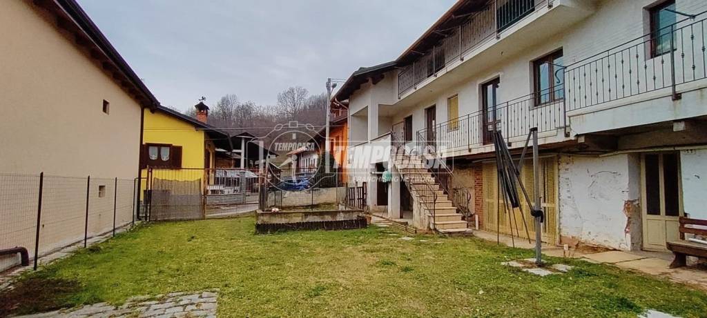 casa indipendente in vendita a Trana