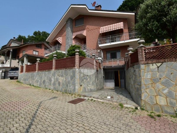 casa indipendente in vendita a Trana