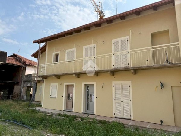 casa indipendente in vendita a Trana