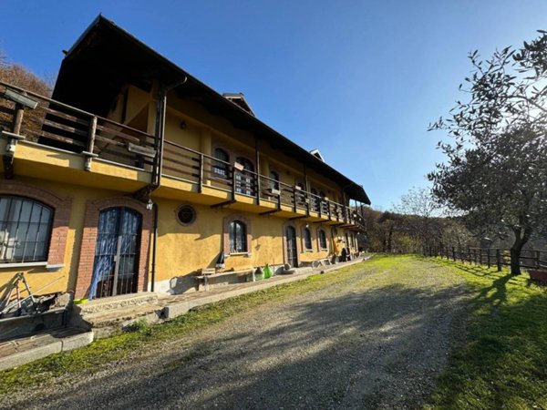 casa indipendente in vendita a Trana