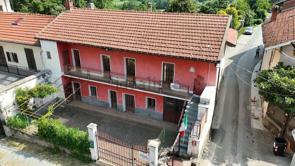 casa indipendente in vendita a Trana