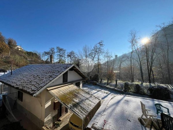 casa indipendente in vendita a Trana