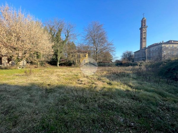 terreno edificabile in vendita a Trana