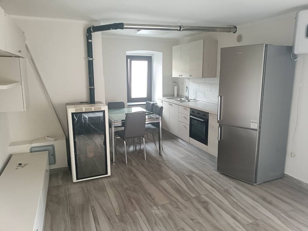 appartamento in vendita a Trana in zona Pianca