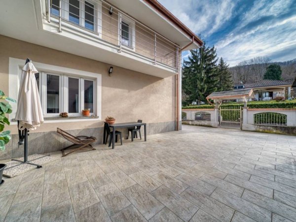 casa indipendente in vendita a Trana