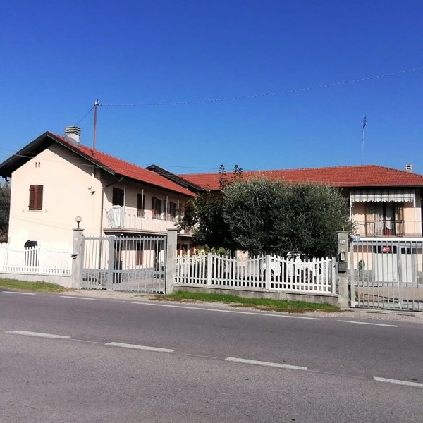 casa indipendente in vendita a Trana