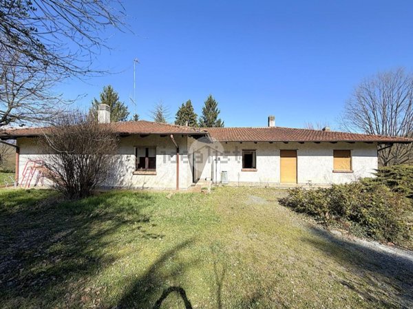 casa indipendente in vendita a Trana in zona Pianca