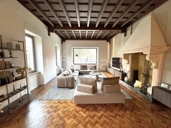 casa indipendente in vendita a Trana