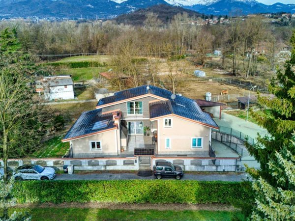 casa indipendente in vendita a Trana