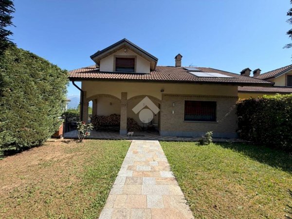 casa indipendente in vendita a Trana