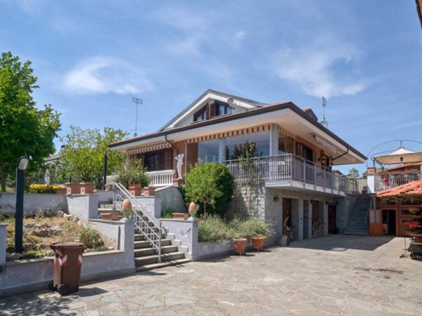 casa indipendente in vendita a Trana in zona Durando