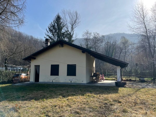 casa indipendente in vendita a Trana in zona Pianca