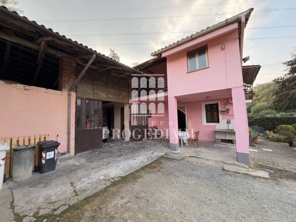 casa indipendente in vendita a Trana in zona Pianca