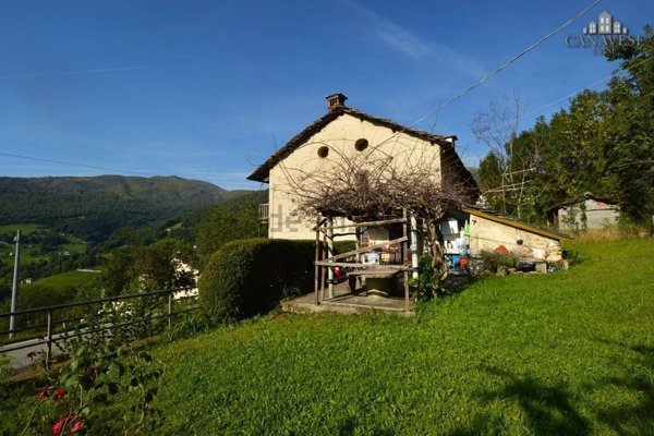 quadrivano in vendita a Traversella in zona Fondo