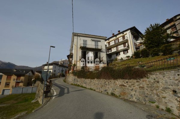 appartamento in vendita a Traversella