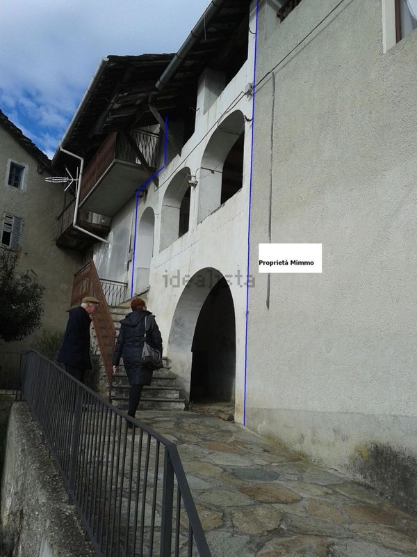 appartamento in vendita a Traversella