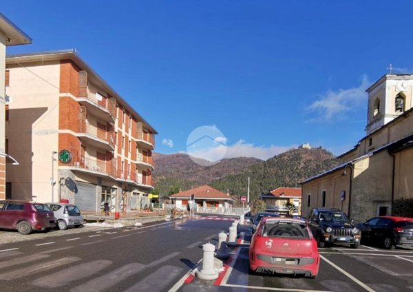 appartamento in vendita a Traves