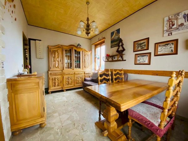 appartamento in vendita a Traves