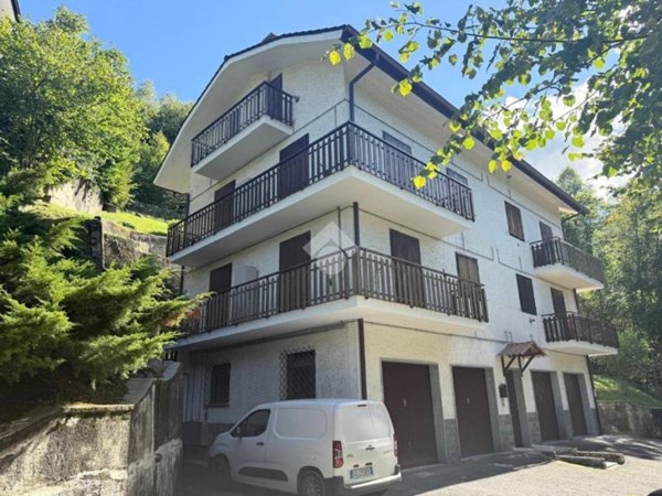 appartamento in vendita a Traves