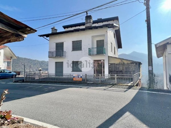 appartamento in vendita a Traves