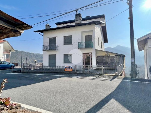 appartamento in vendita a Traves