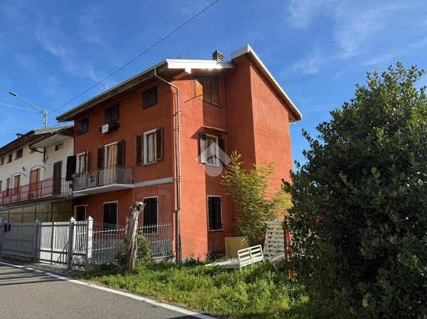 appartamento in vendita a Traves